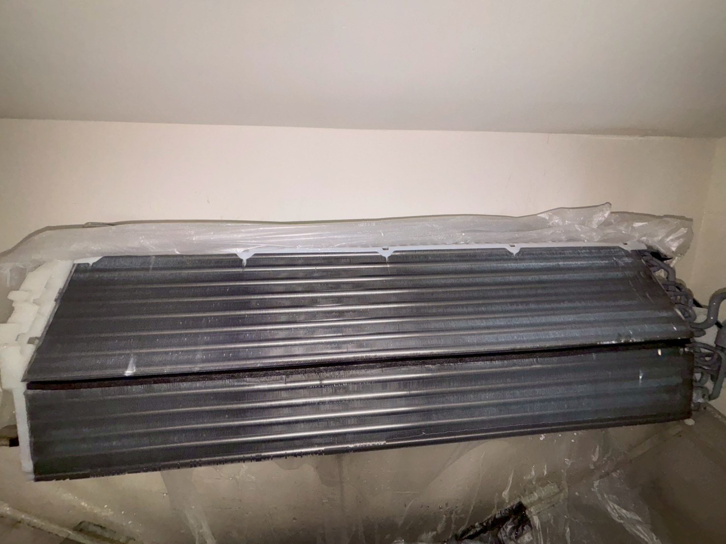 台中北屯住宅 富士通分離式冷氣清洗一台