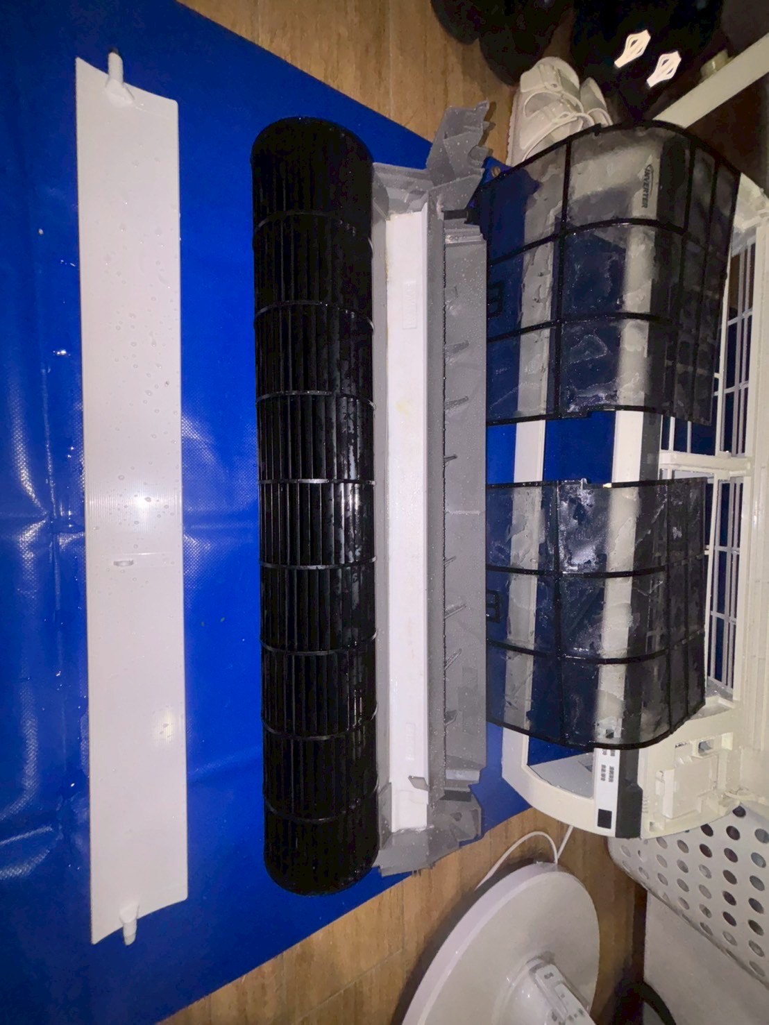 台中西區分離式冷氣清洗一台 