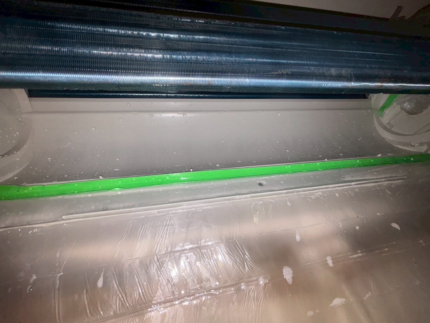 台中西區分離式冷氣清洗一台 