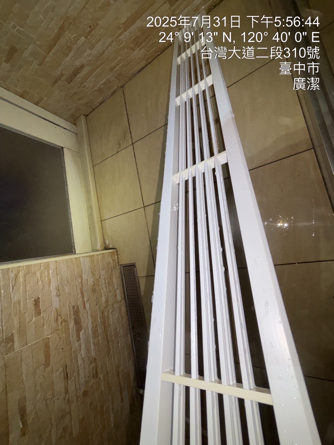 台中西區廚房吊隱式冷氣清洗