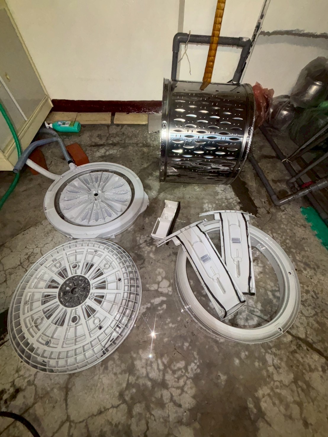 台中西區 直立式洗衣機清洗一台