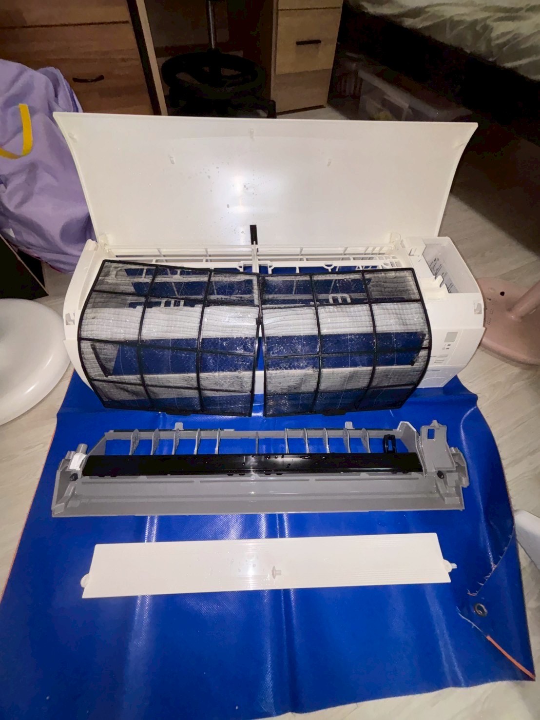 台中南屯分離式冷氣清洗三台