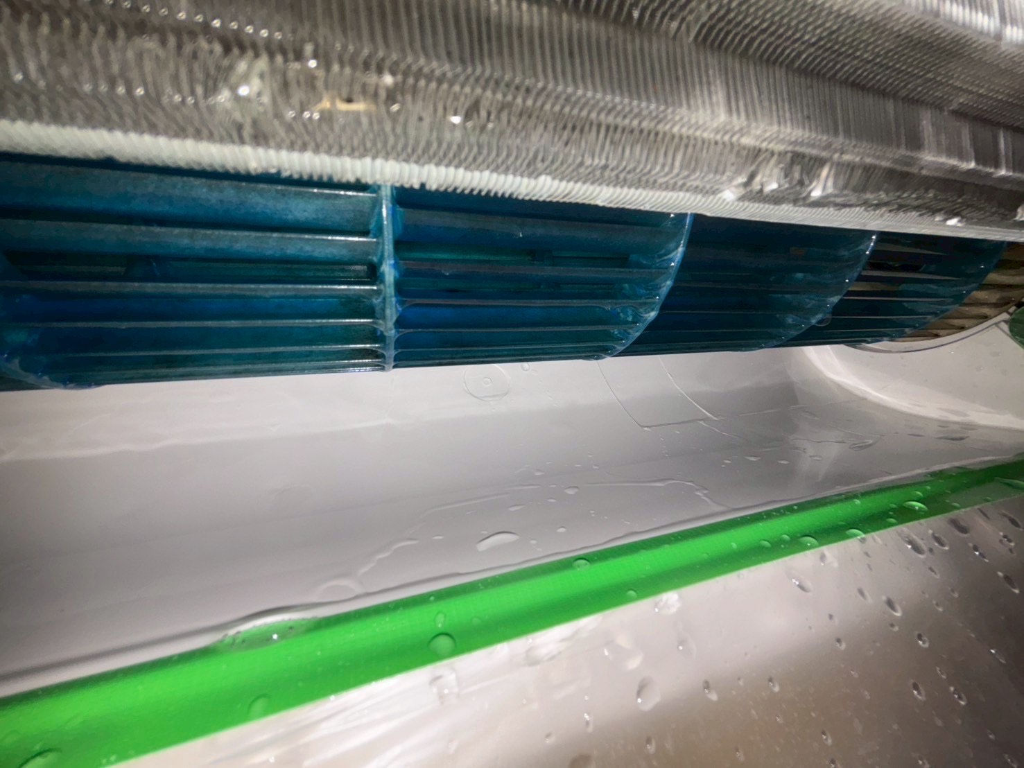 台中南區三菱重工分離式冷氣清洗一台 