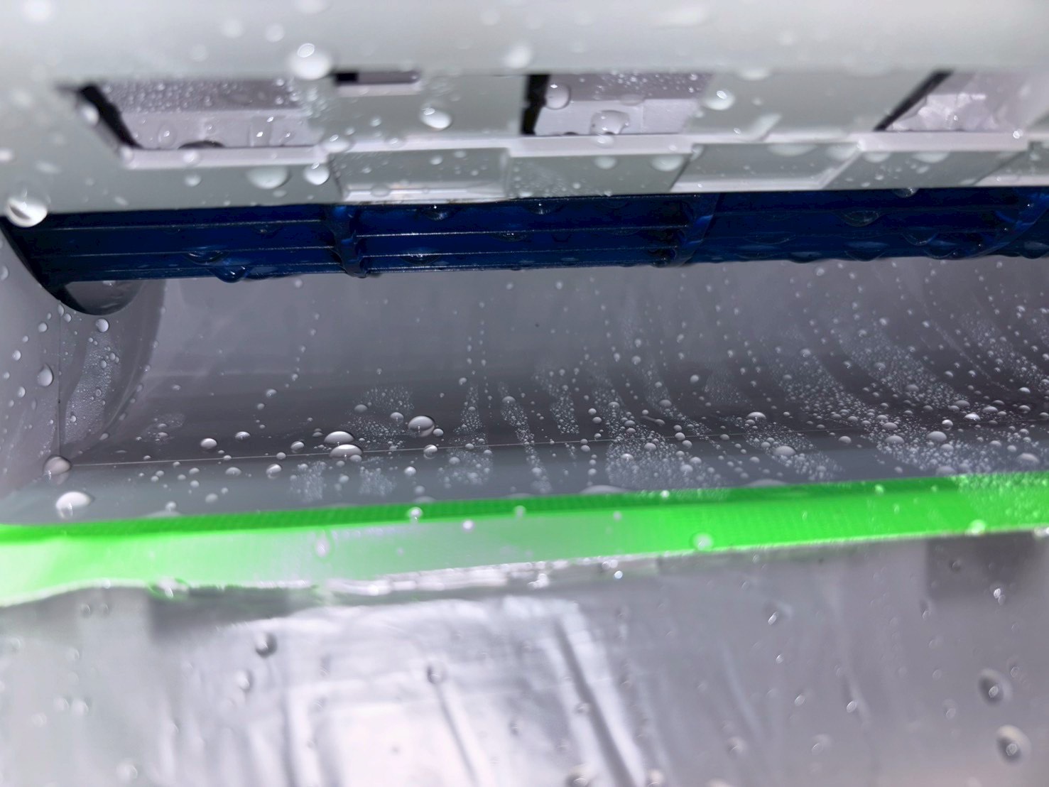 台中西屯區分離式冷氣清洗一台