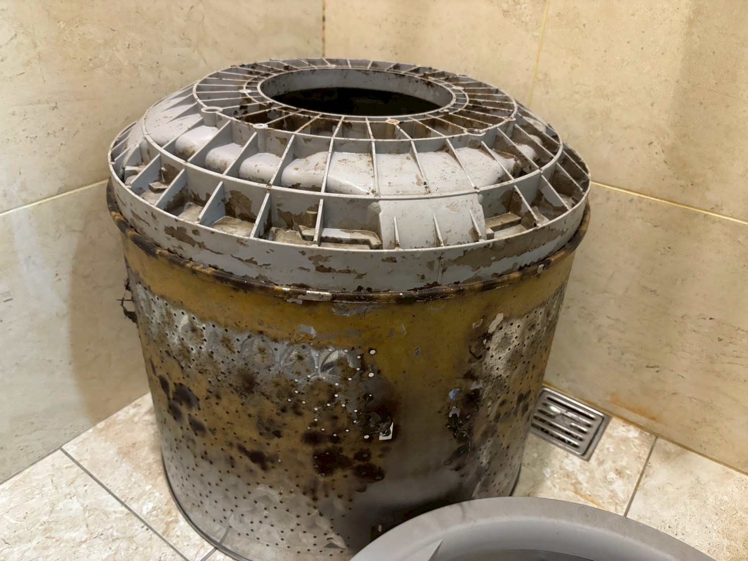 台中南屯直立式洗衣機清洗 