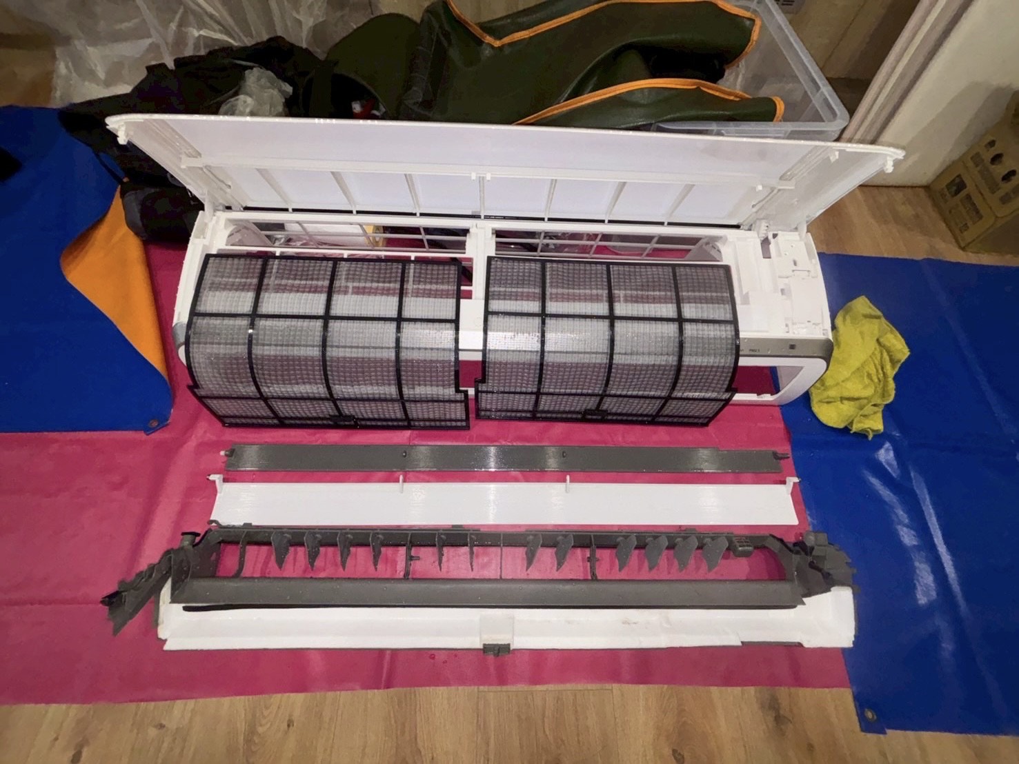 台中烏日分離式冷氣清洗一台