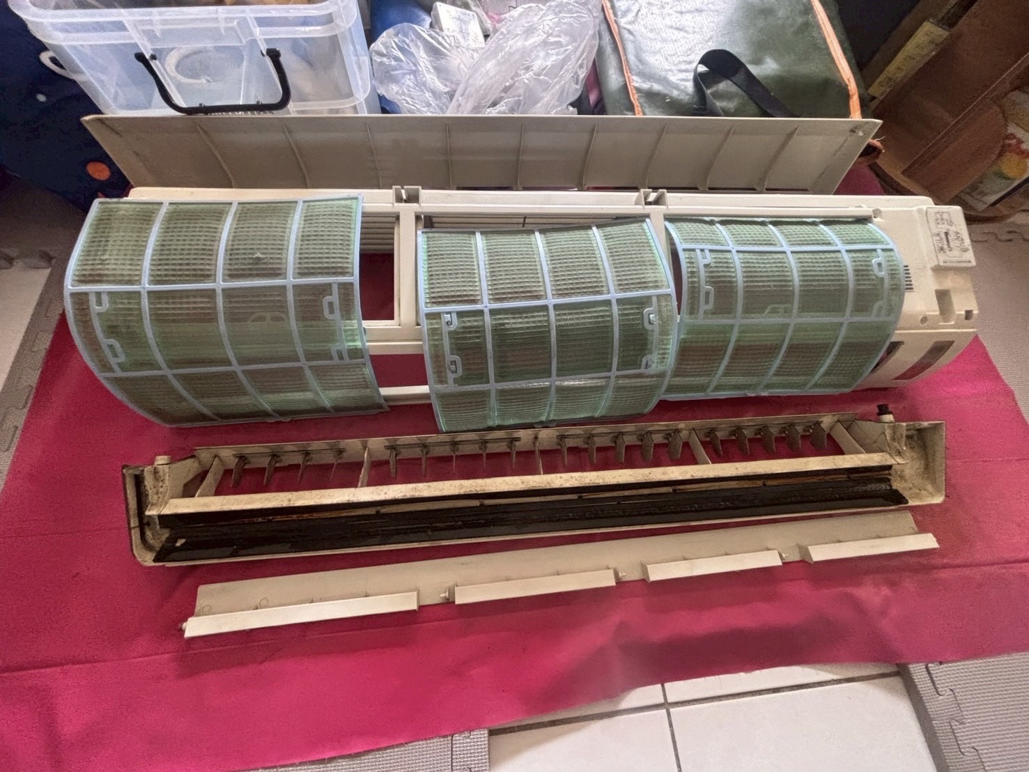 台中西屯分離式冷氣清洗一台