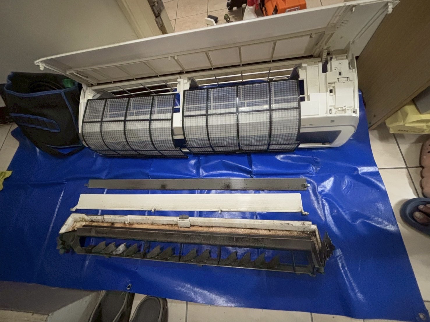 台中嶺東分離式冷氣清洗一台