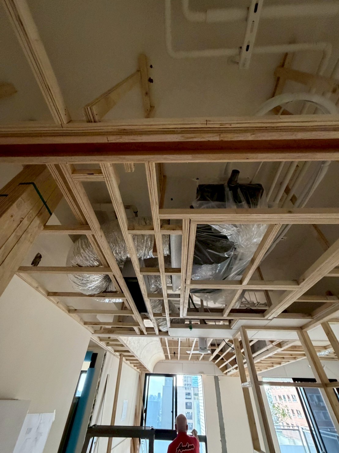 台中吊隱式冷氣安裝配管