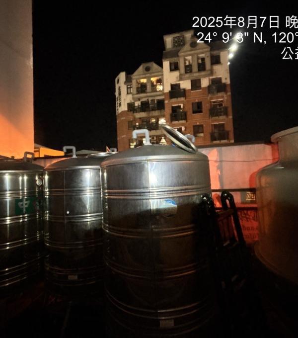 台中西區老四川麻辣火鍋 水塔清洗 廣潔家電清洗 冷氣清洗 洗衣機清洗