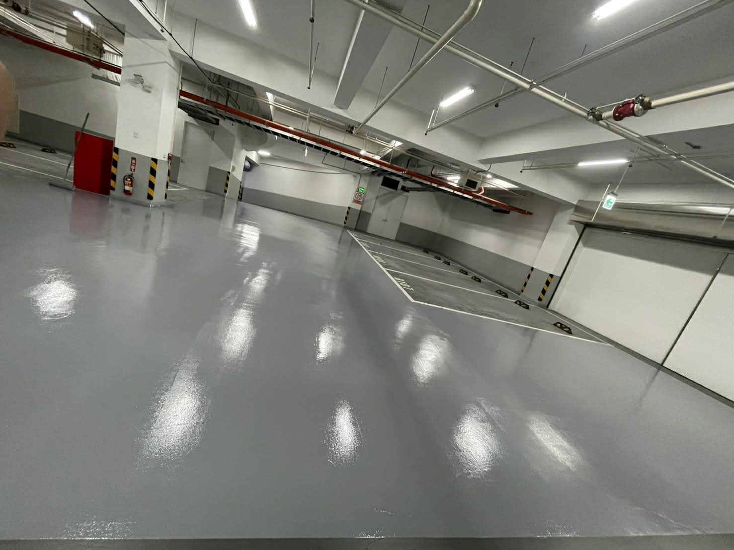 中部中華賓士地下停車場EPOXY地坪翻新