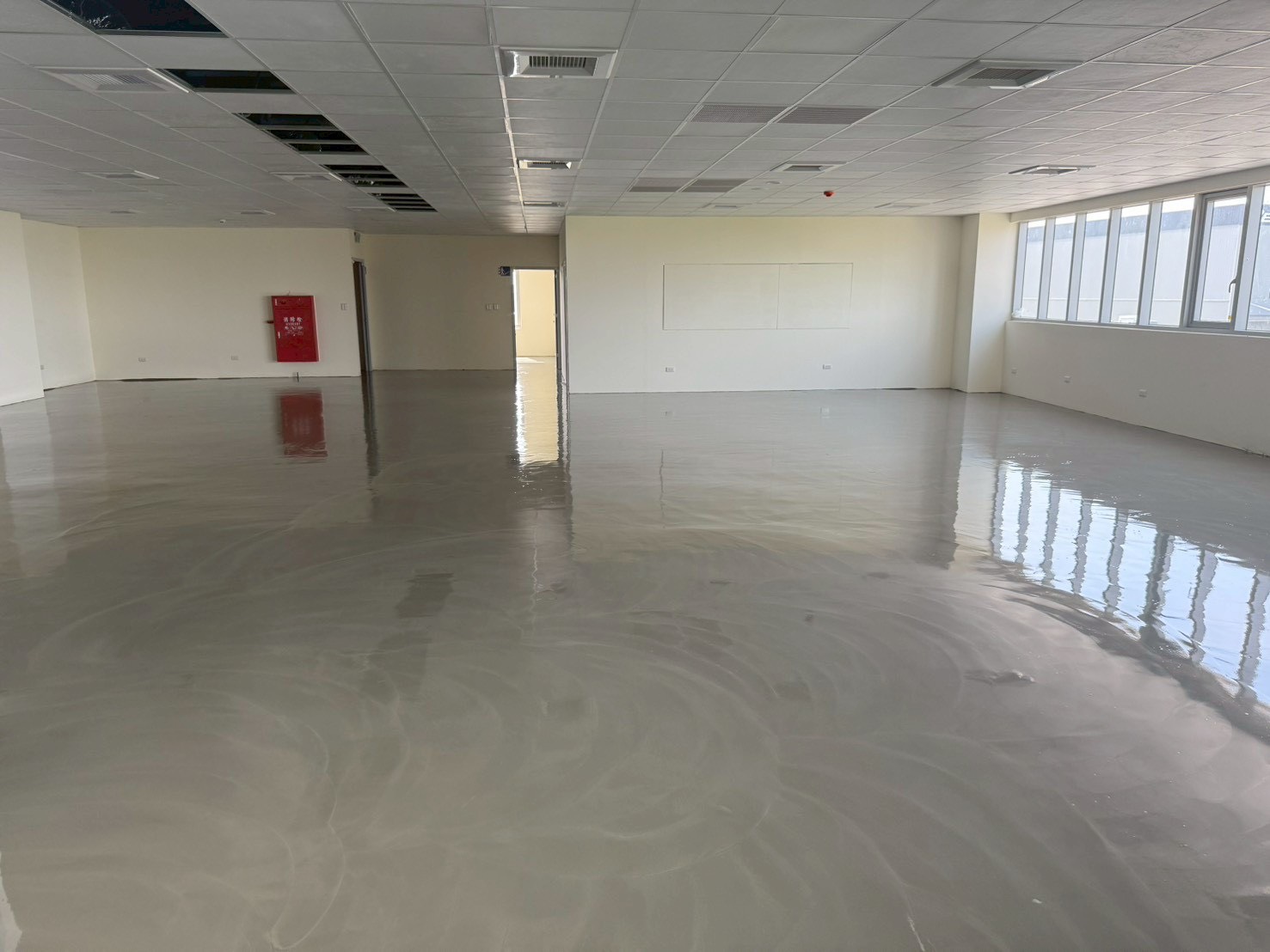 台南麻豆廠房辦公區